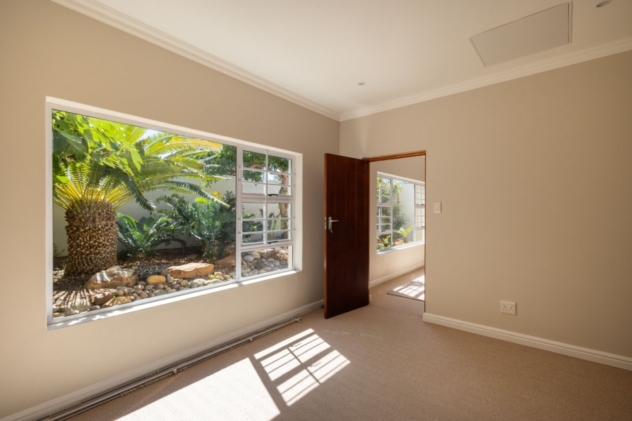 6 Bedroom Property for Sale in Cutty Sark Western Cape